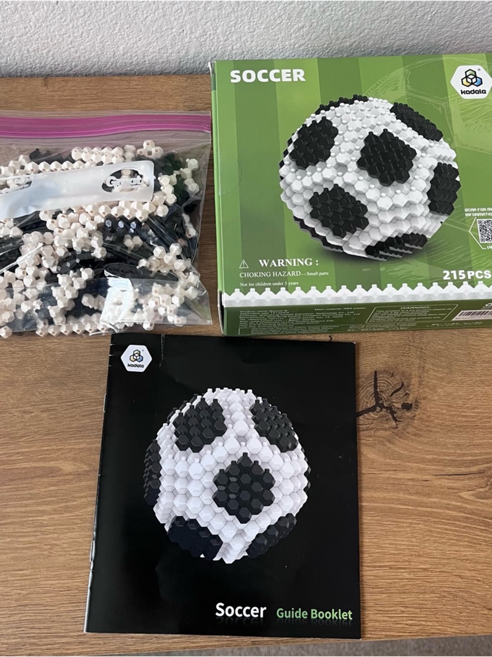 KADELE Soccer Ball Building Block Set – 215 PCS STEM Futbol (Ages 14+) COMPLETE